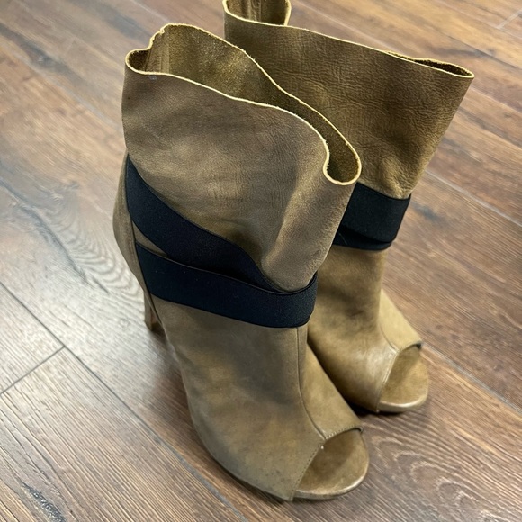 Vero Cuoio open toed heeled bootie SZ 7 - Picture 4 of 7